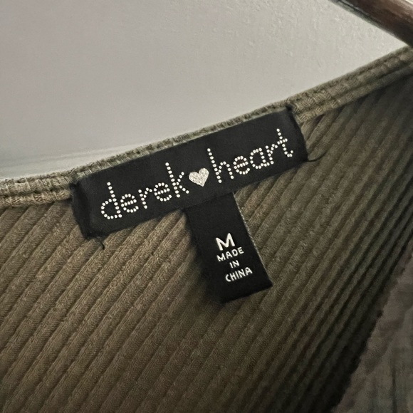 V-Neck Ribbed Tank Dress Knee Length Buttons Size Medium - Picture 4 of 4